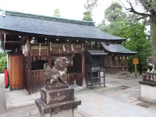 敷地神社（わら天神宮）の狛犬