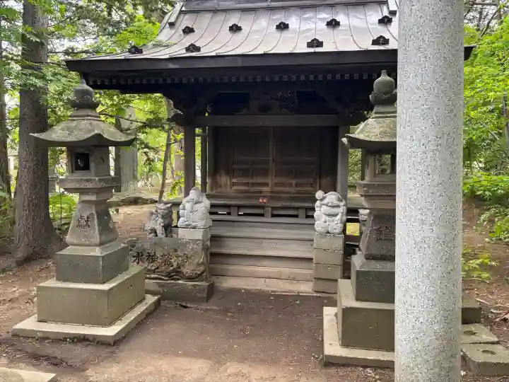 岩見澤神社の{uncategorized: "未分類", other: "その他", undefined: "問題あり", building: "その他建物", grave: "お墓", sacred_gate: "鳥居", guardian: "狛犬", statue: "像", buddha: "仏像", history: "歴史", nature: "自然", garden: "庭園", animal: "動物", pagoda: "塔", temizu: "手水舎", mountain_gate: "山門・神門", sanctuary: "本殿・本堂", subordinate: "末社・摂社", art: "芸術", scenery: "景色", jizo: "地蔵", ema: "絵馬", goshuin: "御朱印", omikuji: "おみくじ", items: "授与品その他", amulet: "お守り", goshuincho: "御朱印帳", eats: "食事", festival: "お祭り", votive_dance: "神楽", shichigosan: "七五三参", wedding: "結婚式", experience: "体験その他", initially: "初詣", around: "周辺", anti_infection: "感染症対策"}