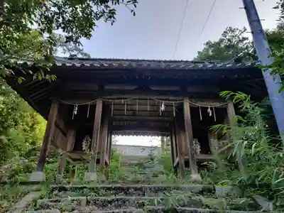 御山八幡神社の山門・神門