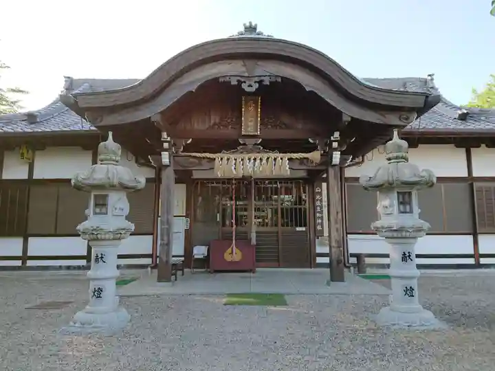 比佐豆知神社の本殿・本堂