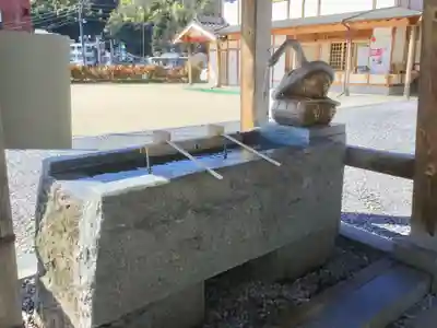 岩国白蛇神社の手水舎