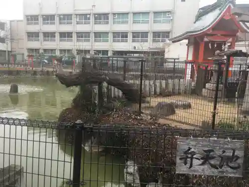 杭全神社の末社