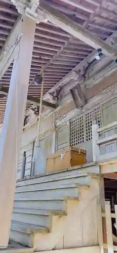 高根白山神社の本殿・本堂