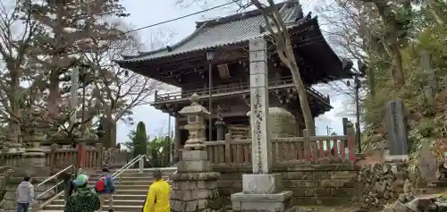 高尾山薬王院の山門