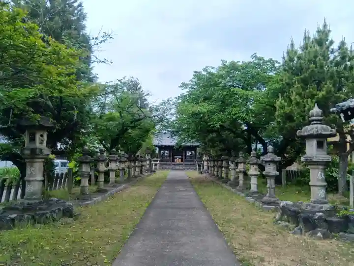 天満神社の{uncategorized: "未分類", other: "その他", undefined: "問題あり", building: "その他建物", grave: "お墓", sacred_gate: "鳥居", guardian: "狛犬", statue: "像", buddha: "仏像", history: "歴史", nature: "自然", garden: "庭園", animal: "動物", pagoda: "塔", temizu: "手水舎", mountain_gate: "山門・神門", sanctuary: "本殿・本堂", subordinate: "末社・摂社", art: "芸術", scenery: "景色", jizo: "地蔵", ema: "絵馬", goshuin: "御朱印", omikuji: "おみくじ", items: "授与品その他", amulet: "お守り", goshuincho: "御朱印帳", eats: "食事", festival: "お祭り", votive_dance: "神楽", shichigosan: "七五三参", wedding: "結婚式", experience: "体験その他", initially: "初詣", around: "周辺", anti_infection: "感染症対策"}