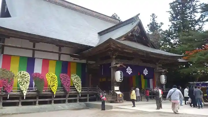 中尊寺の本殿・本堂