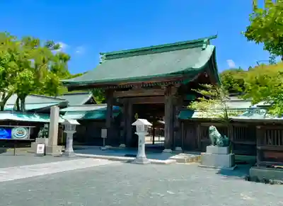 宗像大社の山門・神門