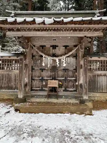 土津神社｜こどもと出世の神さまの本殿