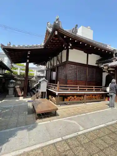 高津山 報恩院の本殿