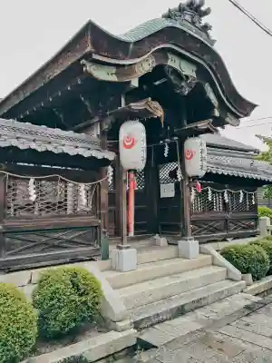 幸福稲荷神社の{uncategorized: "未分類", other: "その他", undefined: "問題あり", building: "その他建物", grave: "お墓", sacred_gate: "鳥居", guardian: "狛犬", statue: "像", buddha: "仏像", history: "歴史", nature: "自然", garden: "庭園", animal: "動物", pagoda: "塔", temizu: "手水舎", mountain_gate: "山門・神門", sanctuary: "本殿・本堂", subordinate: "末社・摂社", art: "芸術", scenery: "景色", jizo: "地蔵", ema: "絵馬", goshuin: "御朱印", omikuji: "おみくじ", items: "授与品その他", amulet: "お守り", goshuincho: "御朱印帳", eats: "食事", festival: "お祭り", votive_dance: "神楽", shichigosan: "七五三参", wedding: "結婚式", experience: "体験その他", initially: "初詣", around: "周辺", anti_infection: "感染症対策"}