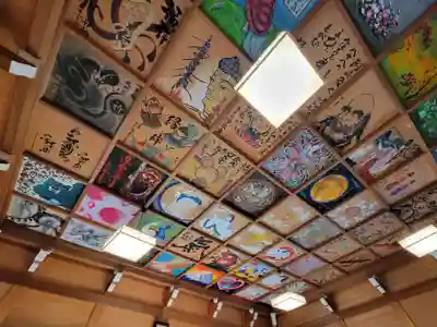 於菊稲荷神社の芸術