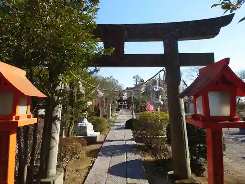 尾曳稲荷神社の鳥居