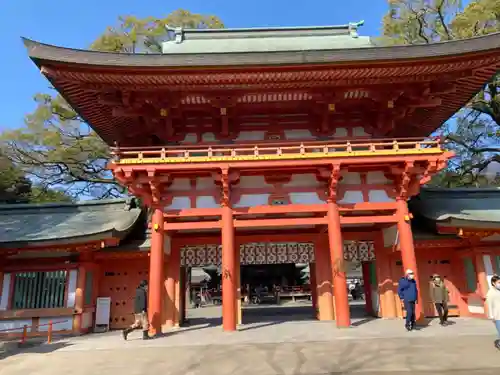 武蔵一宮氷川神社の山門