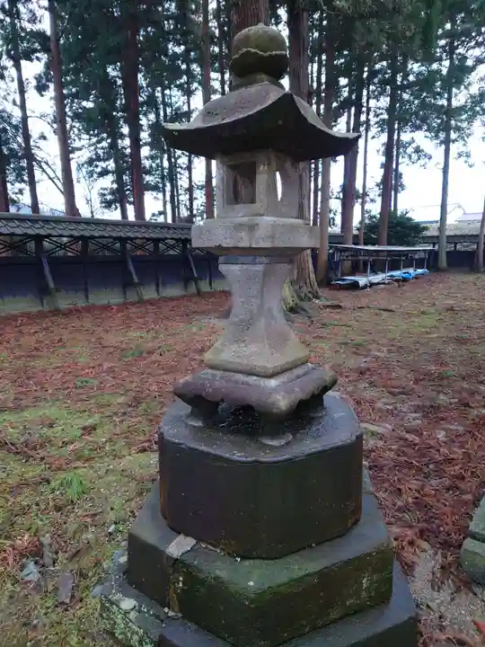 守りの神 藤基神社(新潟県)