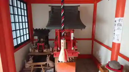 豊藤稲荷神社の末社・摂社