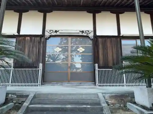 浄眼寺の{uncategorized: "未分類", other: "その他", undefined: "問題あり", building: "その他建物", grave: "お墓", sacred_gate: "鳥居", guardian: "狛犬", statue: "像", buddha: "仏像", history: "歴史", nature: "自然", garden: "庭園", animal: "動物", pagoda: "塔", temizu: "手水舎", mountain_gate: "山門・神門", sanctuary: "本殿・本堂", subordinate: "末社・摂社", art: "芸術", scenery: "景色", jizo: "地蔵", ema: "絵馬", goshuin: "御朱印", omikuji: "おみくじ", items: "授与品その他", amulet: "お守り", goshuincho: "御朱印帳", eats: "食事", festival: "お祭り", votive_dance: "神楽", shichigosan: "七五三参", wedding: "結婚式", experience: "体験その他", initially: "初詣", around: "周辺", anti_infection: "感染症対策"}