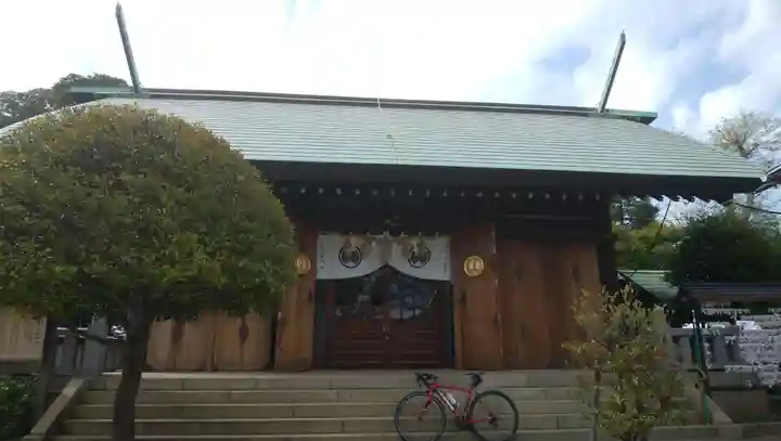 生麦杉山神社の本殿・本堂