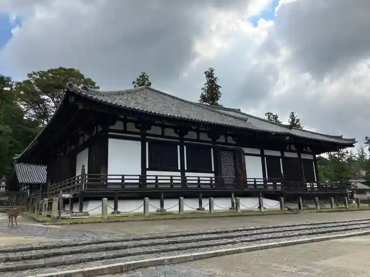 東大寺 法華堂(三月堂)(奈良県)