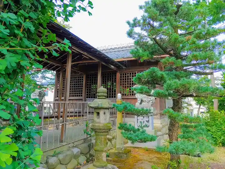 八幡社(下起北)の本殿・本堂