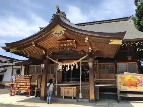 諏訪神社の本殿