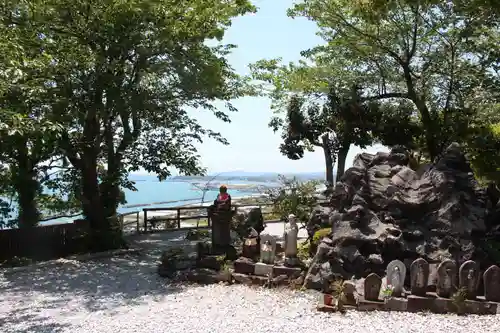 禅師峰寺の建物その他