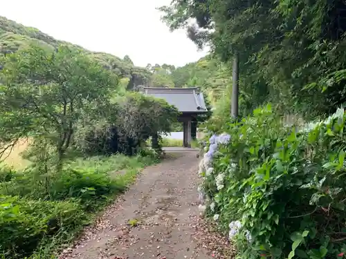 慈雲寺の山門