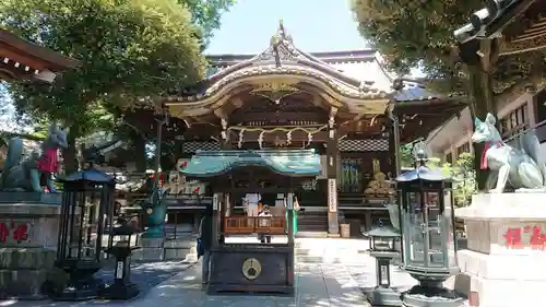豊川稲荷東京別院の本殿・本堂