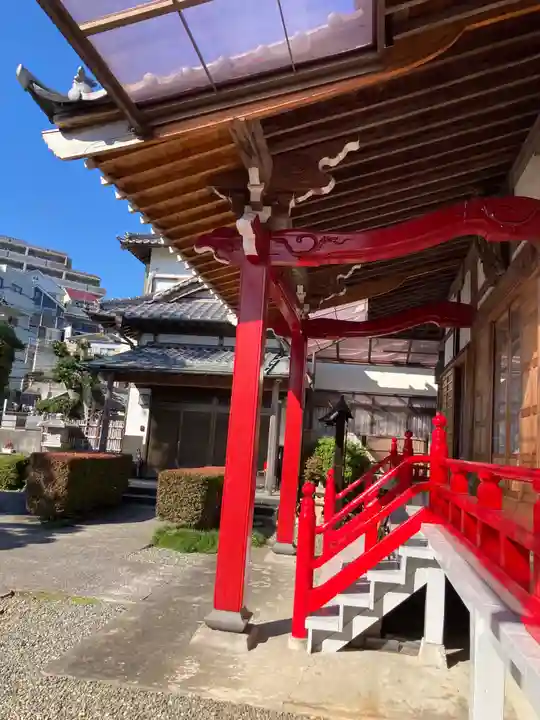 大久保山 自性院の本殿・本堂