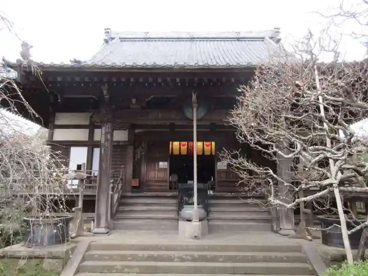 宝戒寺の本殿・本堂
