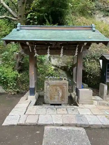 銭洗弁財天宇賀福神社(神奈川県)