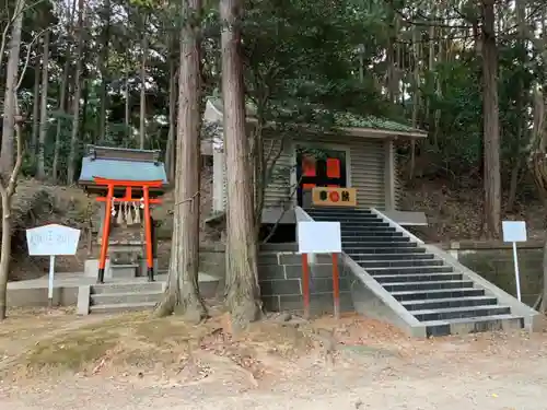 吾妻神社の末社