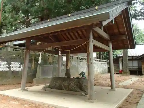 大御食神社の手水舎