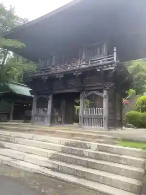 等覚院の山門・神門