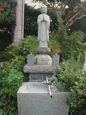 最福寺別院江の島大師の手水舎