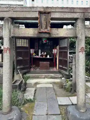 柳森神社の{uncategorized: "未分類", other: "その他", undefined: "問題あり", building: "その他建物", grave: "お墓", sacred_gate: "鳥居", guardian: "狛犬", statue: "像", buddha: "仏像", history: "歴史", nature: "自然", garden: "庭園", animal: "動物", pagoda: "塔", temizu: "手水舎", mountain_gate: "山門・神門", sanctuary: "本殿・本堂", subordinate: "末社・摂社", art: "芸術", scenery: "景色", jizo: "地蔵", ema: "絵馬", goshuin: "御朱印", omikuji: "おみくじ", items: "授与品その他", amulet: "お守り", goshuincho: "御朱印帳", eats: "食事", festival: "お祭り", votive_dance: "神楽", shichigosan: "七五三参", wedding: "結婚式", experience: "体験その他", initially: "初詣", around: "周辺", anti_infection: "感染症対策"}