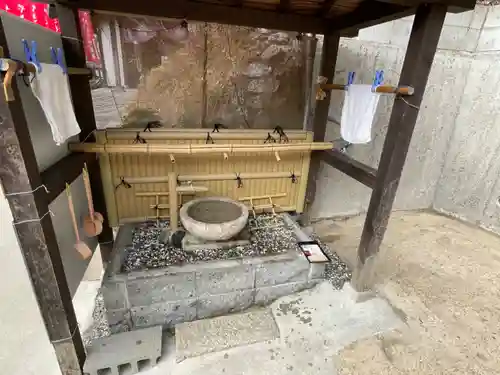 やきもち地蔵尊の手水舎