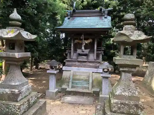 十一明神神社の末社・摂社