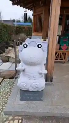 水宮神社の{uncategorized: "未分類", other: "その他", undefined: "問題あり", building: "その他建物", grave: "お墓", sacred_gate: "鳥居", guardian: "狛犬", statue: "像", buddha: "仏像", history: "歴史", nature: "自然", garden: "庭園", animal: "動物", pagoda: "塔", temizu: "手水舎", mountain_gate: "山門・神門", sanctuary: "本殿・本堂", subordinate: "末社・摂社", art: "芸術", scenery: "景色", jizo: "地蔵", ema: "絵馬", goshuin: "御朱印", omikuji: "おみくじ", items: "授与品その他", amulet: "お守り", goshuincho: "御朱印帳", eats: "食事", festival: "お祭り", votive_dance: "神楽", shichigosan: "七五三参", wedding: "結婚式", experience: "体験その他", initially: "初詣", around: "周辺", anti_infection: "感染症対策"}