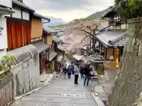 興正寺別院(本山興正寺霊山本廟)の周辺