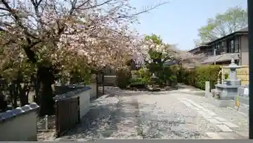 大安寺の本殿・本堂