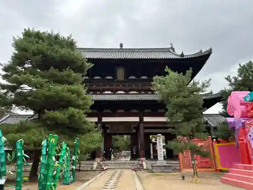 萬福寺の山門・神門