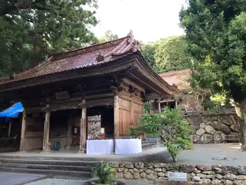 明石寺の山門