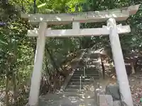 八阪神社(大神神社末社)・大峯社(大神神社雑社)・賃長社(大神神社雑社)・金比羅社(大神神社雑社)(奈良県)