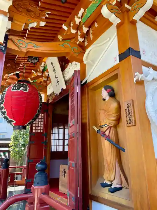 光明院の{uncategorized: "未分類", other: "その他", undefined: "問題あり", building: "その他建物", grave: "お墓", sacred_gate: "鳥居", guardian: "狛犬", statue: "像", buddha: "仏像", history: "歴史", nature: "自然", garden: "庭園", animal: "動物", pagoda: "塔", temizu: "手水舎", mountain_gate: "山門・神門", sanctuary: "本殿・本堂", subordinate: "末社・摂社", art: "芸術", scenery: "景色", jizo: "地蔵", ema: "絵馬", goshuin: "御朱印", omikuji: "おみくじ", items: "授与品その他", amulet: "お守り", goshuincho: "御朱印帳", eats: "食事", festival: "お祭り", votive_dance: "神楽", shichigosan: "七五三参", wedding: "結婚式", experience: "体験その他", initially: "初詣", around: "周辺", anti_infection: "感染症対策"}
