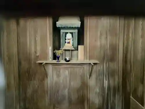 春日神社の{uncategorized: "未分類", other: "その他", undefined: "問題あり", building: "その他建物", grave: "お墓", sacred_gate: "鳥居", guardian: "狛犬", statue: "像", buddha: "仏像", history: "歴史", nature: "自然", garden: "庭園", animal: "動物", pagoda: "塔", temizu: "手水舎", mountain_gate: "山門・神門", sanctuary: "本殿・本堂", subordinate: "末社・摂社", art: "芸術", scenery: "景色", jizo: "地蔵", ema: "絵馬", goshuin: "御朱印", omikuji: "おみくじ", items: "授与品その他", amulet: "お守り", goshuincho: "御朱印帳", eats: "食事", festival: "お祭り", votive_dance: "神楽", shichigosan: "七五三参", wedding: "結婚式", experience: "体験その他", initially: "初詣", around: "周辺", anti_infection: "感染症対策"}