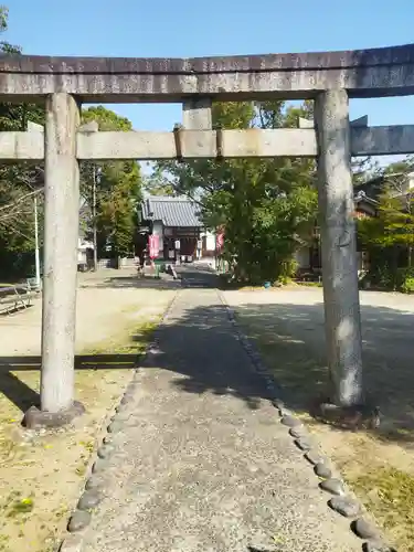 五百住神社(八坂神社、春日神社)の鳥居