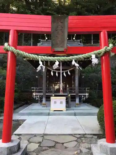 武州柿生琴平神社の鳥居