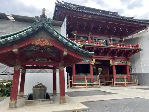 静岡浅間神社の山門