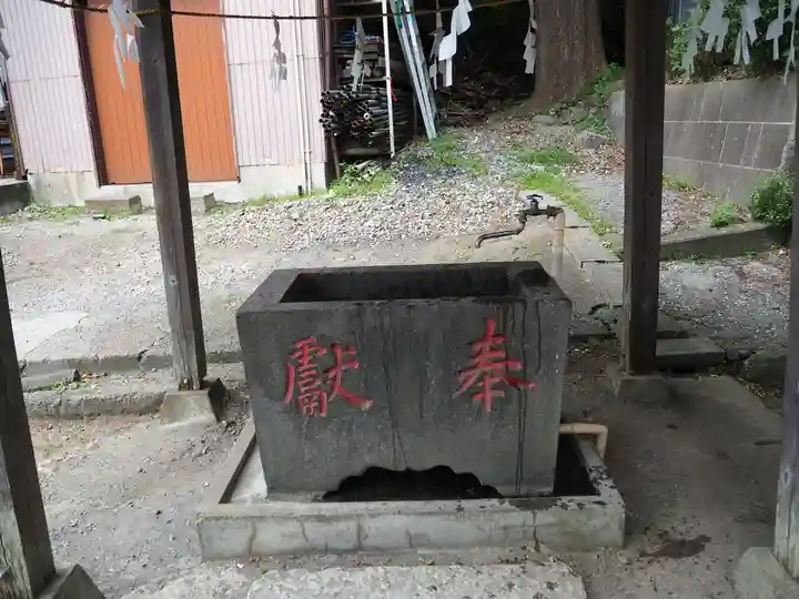 久木神社の手水舎