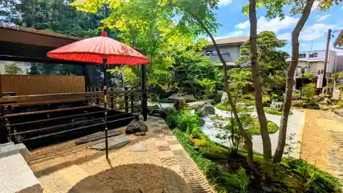 感通寺の庭園